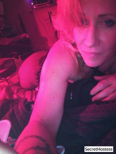 35 Year Old Escort San Antonio TX Blonde Blue eyes - Image 6