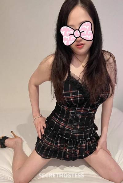 20 year old Asian Escort in Hobart sweetie lovey yong girl good service not rush