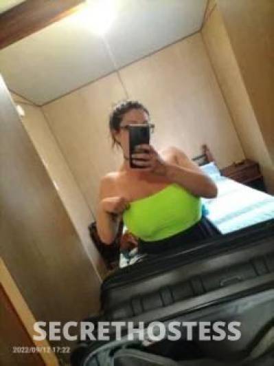 29 year old Australian Escort in Perth In-Car Australian Plus Size Chubby Babe
