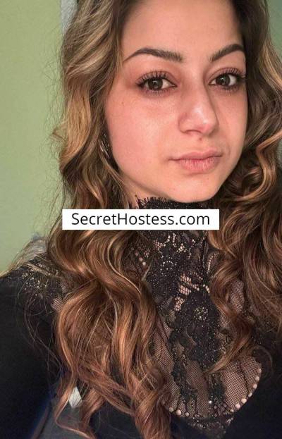 24 Year Old Caucasian Escort Vienna Brunette Brown eyes - Image 3