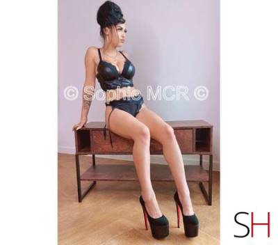 22Yrs Old Escort Size 6 162CM Tall Manchester Image - 1