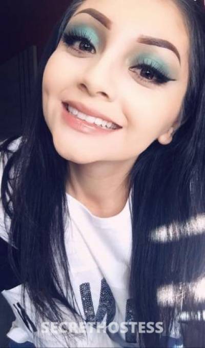 24 year old Escort in Iowa City IA Beauty Queen -- Hot Body -- Tight and Clean Pussy -- welcome
