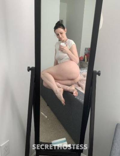 39 year old Latino Escort in South Bend IN I am 39 years Older sexy LADY NEED FOR HOOKUP Low Rate Don t