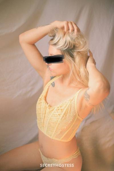 Escort 167CM Tall Seattle WA Image - 3