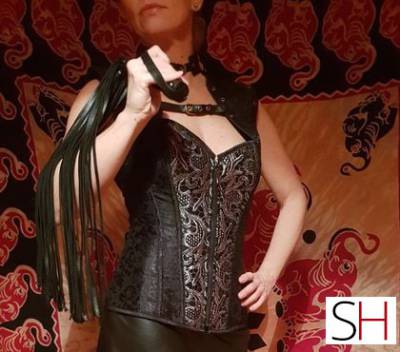 38 year old Escort in Athlone-Westmeath Westmeath Tease &amp; Tie or Maybe Blend Pleasure With Pain