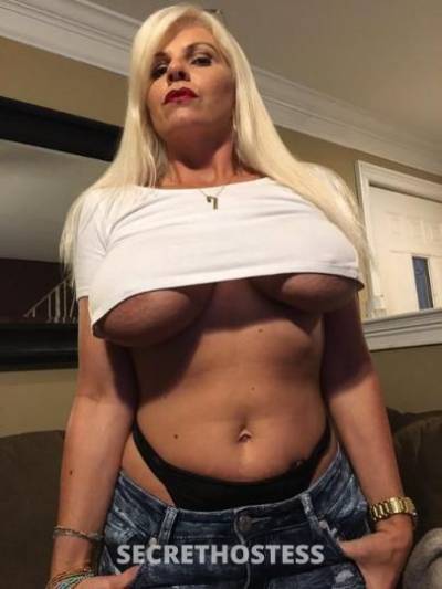 42 Year Old Escort Brooklyn NY - Image 2