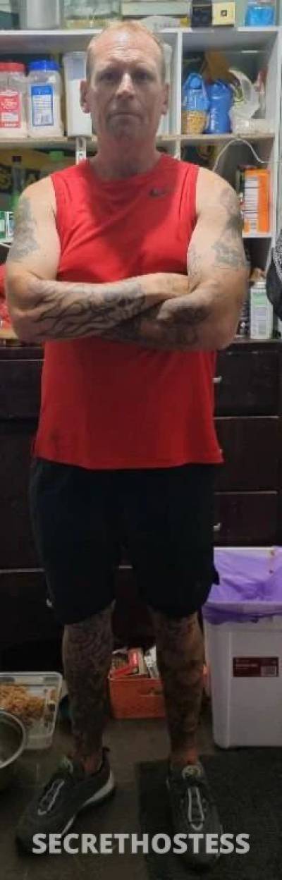 45 year old Escort in Georgetown Newcastle 45 sexy male any women looking for a good time