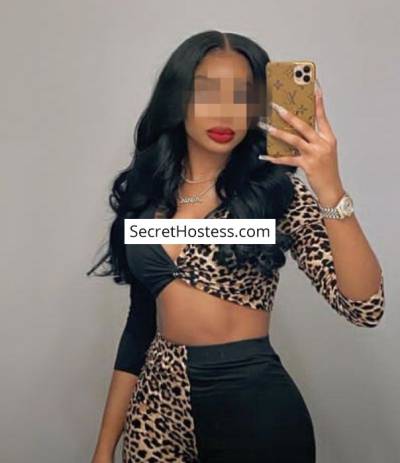 27 Year Old Ebony Escort Abidjan Black Hair Black eyes - Image 4