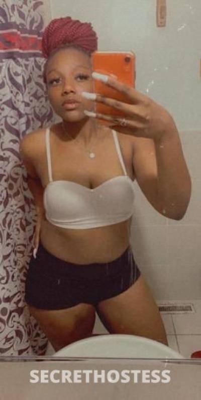 23Yrs Old Escort Chicago IL Image - 3