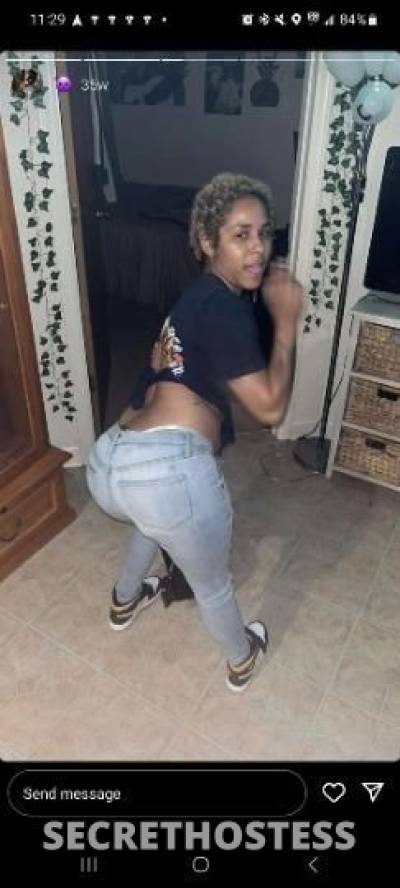 26 year old Escort in Louisville KY southern pornstar certified freak here for a nite only