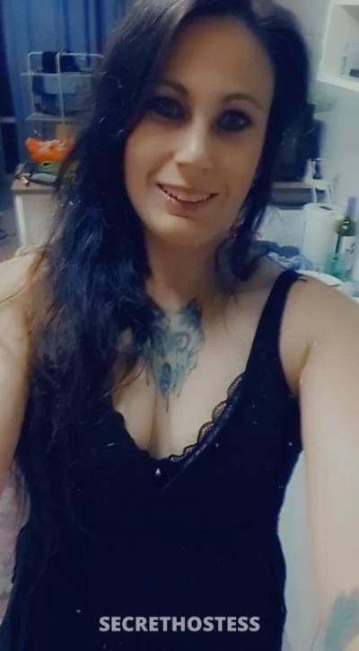 31 year old Australian Escort in Abbotsham Launceston Local Chic INCALLS AND OUTCALLS