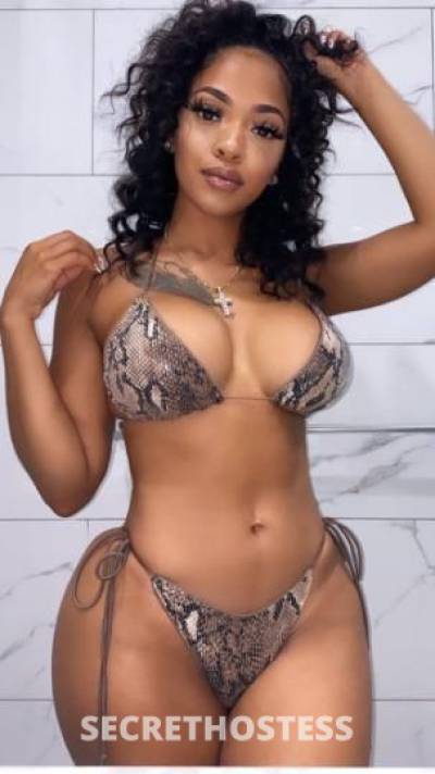 26 year old Haitian Escort in Columbus OH PERFECT 3holes ASS Ebony Haitian pussy Availale Now