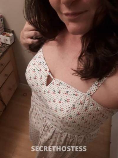 42 Year Old Escort Seattle WA - Image 2