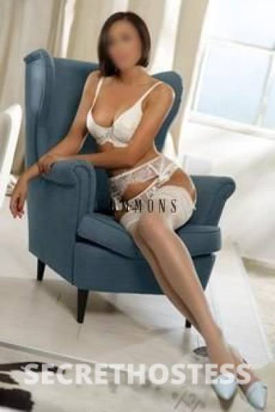 24 year old Escort in Bristol Gorgeous Brunette Anna