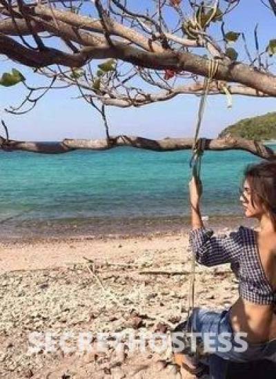 26 year old Escort in Istanbul Anna – Laotian escort in İstanbul