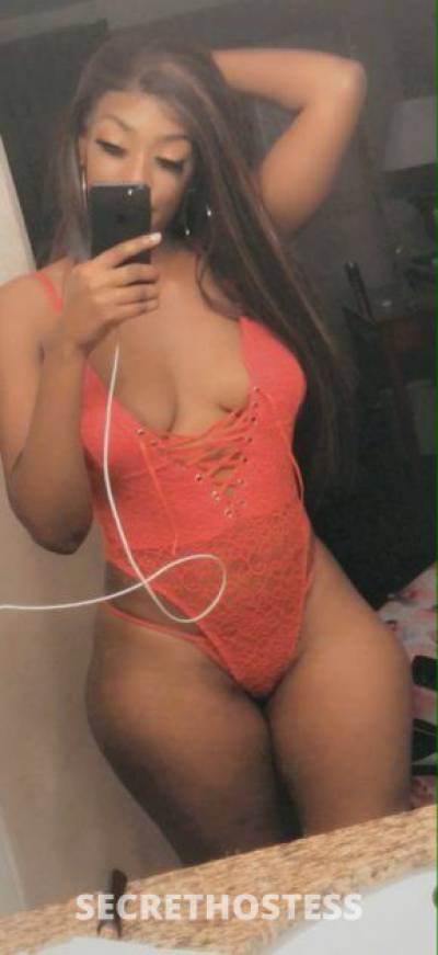 23 year old Escort in El Paso TX A slim thick treasure