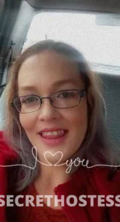 37 year old Escort in Ainslie Canberra My girl and Me hosting in ainslie