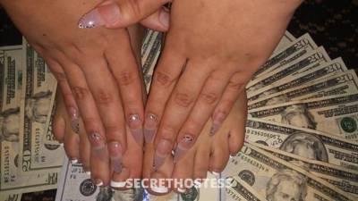 24 year old Filipino Escort in Odessa TX Sexy fun wild and of course discreet fun