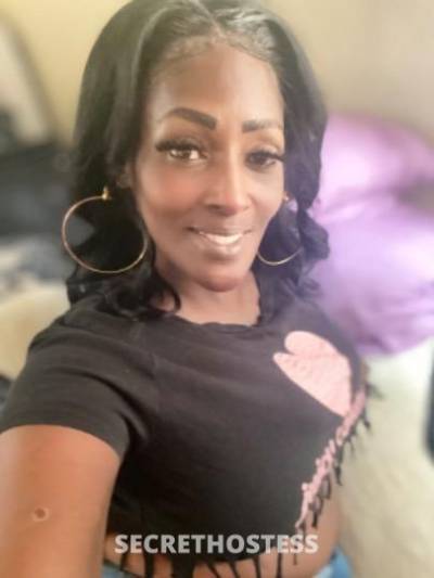 41 year old Escort in Dallas TX Hot and ready Certified Head G O A T come treat yourself to 