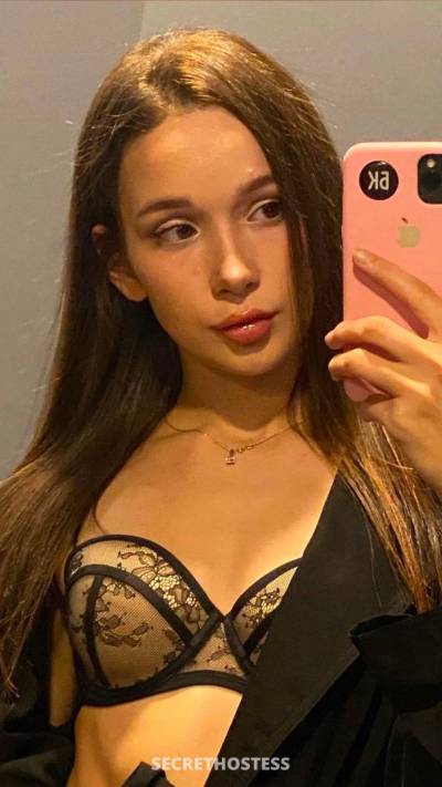 22 year old Escort in Hilton Head Island SC I’m down for fun 100% legit HMU: Snap: stellami234 text me