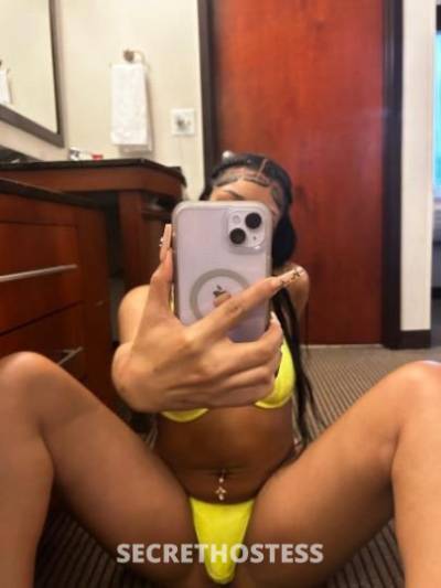 21 year old Escort in Buffalo NY Cream Machine