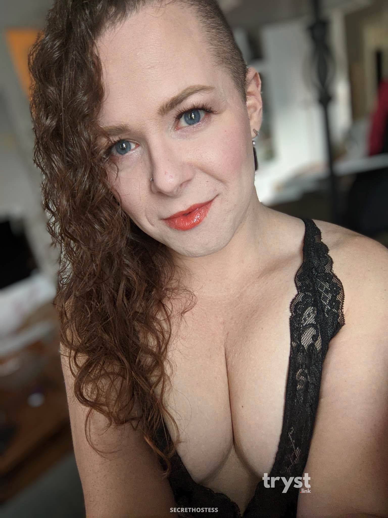 Tori 36Yrs Old Escort Size 6 155CM Tall Pittsfield MA Image - 2