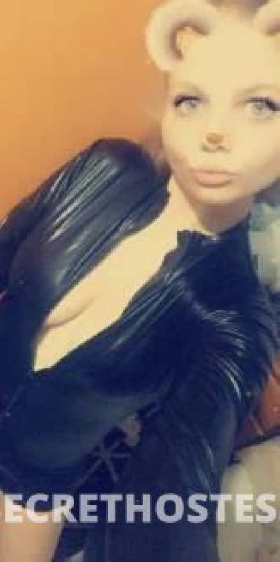 22 year old Escort in Georgetown Newcastle Car meet/outcalls in Merewether