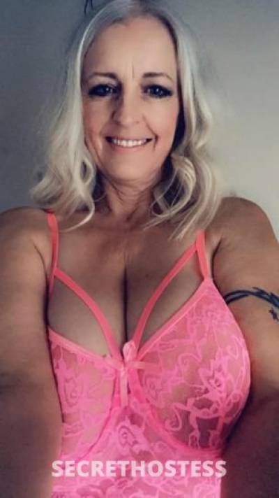 47 year old Escort in Casper WY I am 47 years hot and sexy old women. Don't miss my 