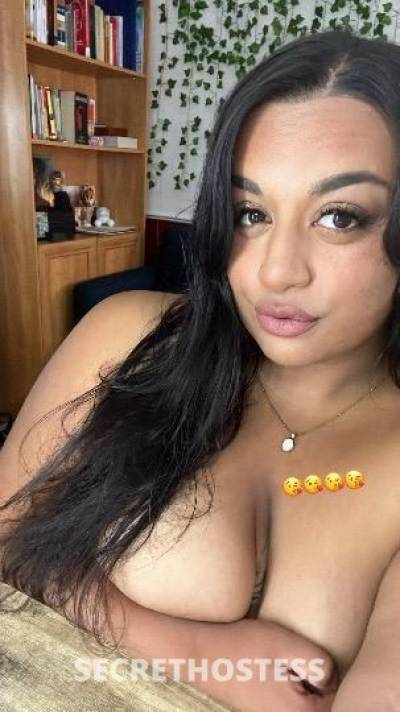 28 year old Indian Escort in San Fernando Valley CA Indian Beauty