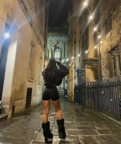 25 year old Escort in Camden NJ CLEAN SOFT SKIN? FRIENDLY??Chloe ur sexy fantasy?with thick 
