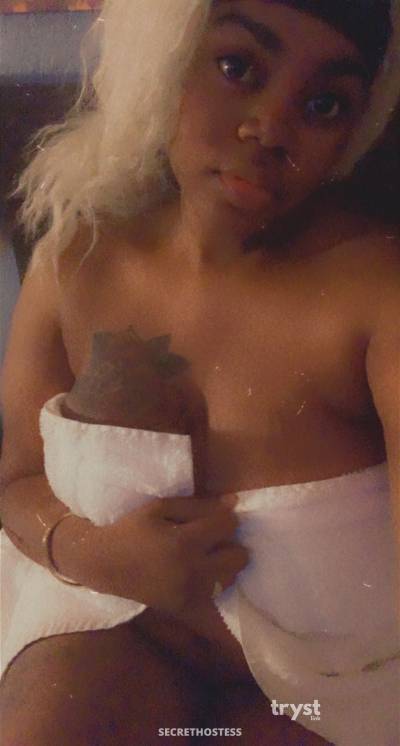 20Yrs Old Escort Size 8 171CM Tall Fayetteville NC Image - 2