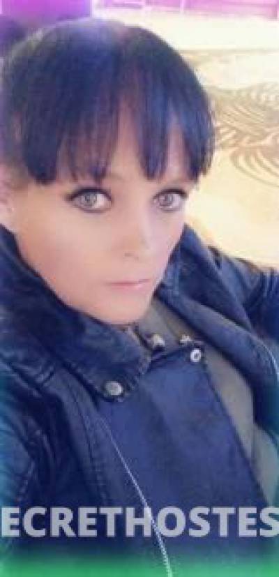 40 year old Escort in Townsville I'm looking for sugar daddys to punish me please – 40