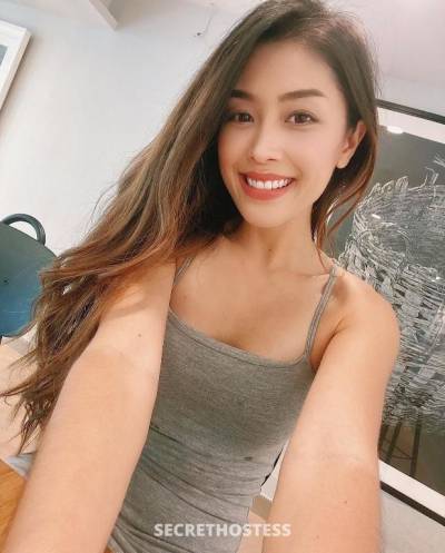 Slender and Busty Jazmine – 25 in Singapore