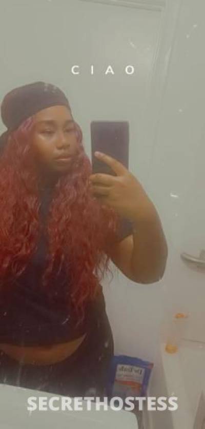18 year old Escort in Memphis TN Throat Godd?? Tight Pussy ? Tight Wet Anal