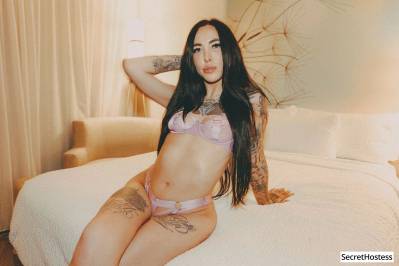 26 Year Old Canadian Escort Toronto Brown Hair Hazel eyes - Image 1