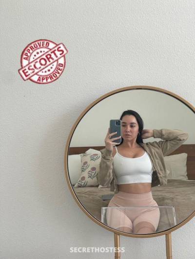 22 year old Asian Escort in St. Louis MO Hookups