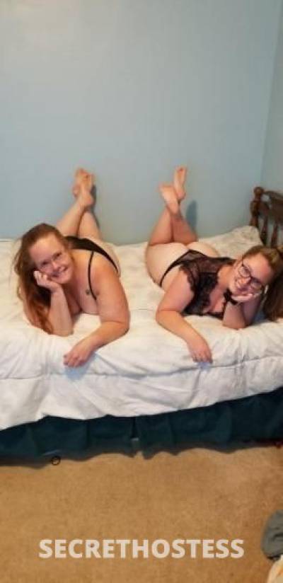 25 year old Escort in Wausau WI Daughter and Mother Duo Looking for a fun Male 4 hand body 