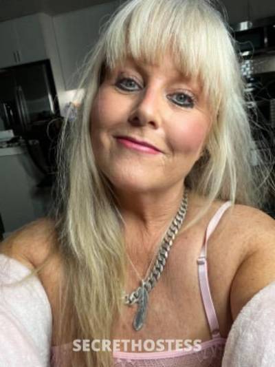 sexy milf for outcall in Phoenix AZ