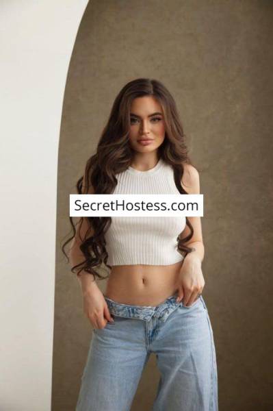 20 Year Old Caucasian Escort Riyadh Brown Hair Brown eyes - Image 5