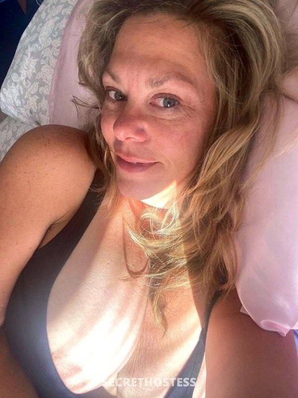 Katrina 42Yrs Old Escort Size 9 170CM Tall Evansville IN Image - 0