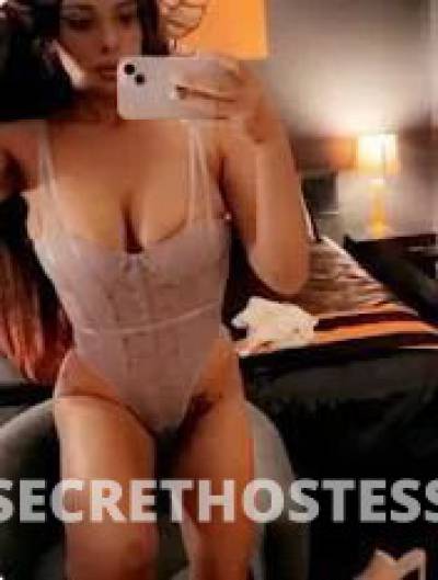 Busty &amp; Petite Brunette Aussie Gia! New Perth Escort in Perth