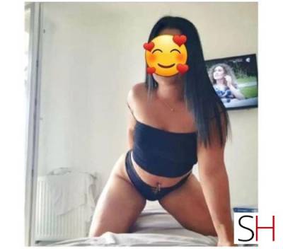 25Yrs Old Escort Size 10 Essex Image - 1