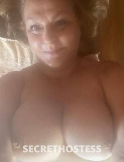44Yrs Old Escort High Point NC Image - 1