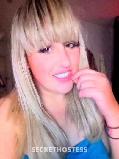 36 year old Escort in Kansas City MO Come Play With Me.. Airport Area