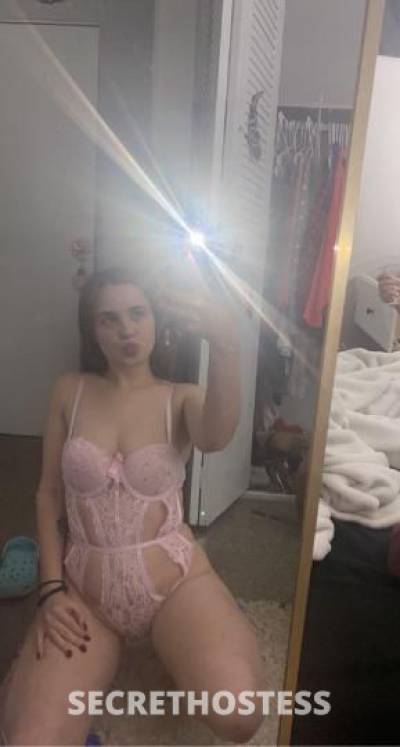 Babygirl 20Yrs Old Escort 149CM Tall Ft Wayne IN Image - 3