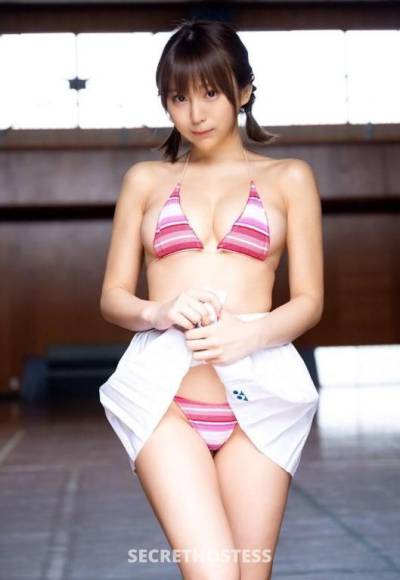 20 year old Escort in Melbourne One and Only Dragon in and outcall service，presented by 