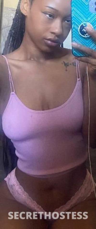 23 year old Escort in Tampa FL slimpixie
