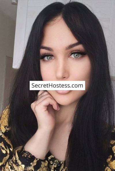 22 Year Old Caucasian Escort Dubai Brunette Green eyes - Image 1