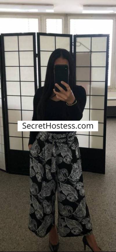 32 Year Old Asian Escort Bern Black Hair Brown eyes - Image 1