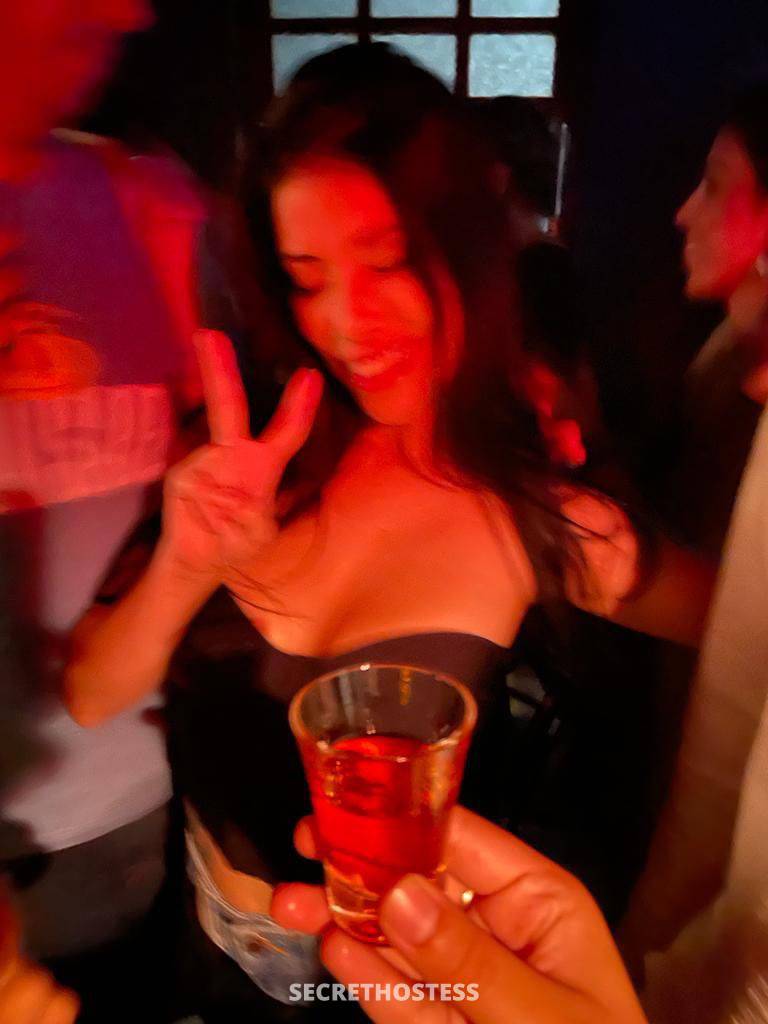 May 26Yrs Old Escort Size 7 160CM Tall Charleston SC Image - 0